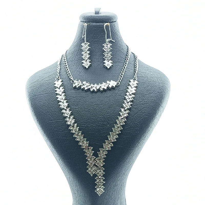 نیم ست زنانه مدل خوشه کد GS0082