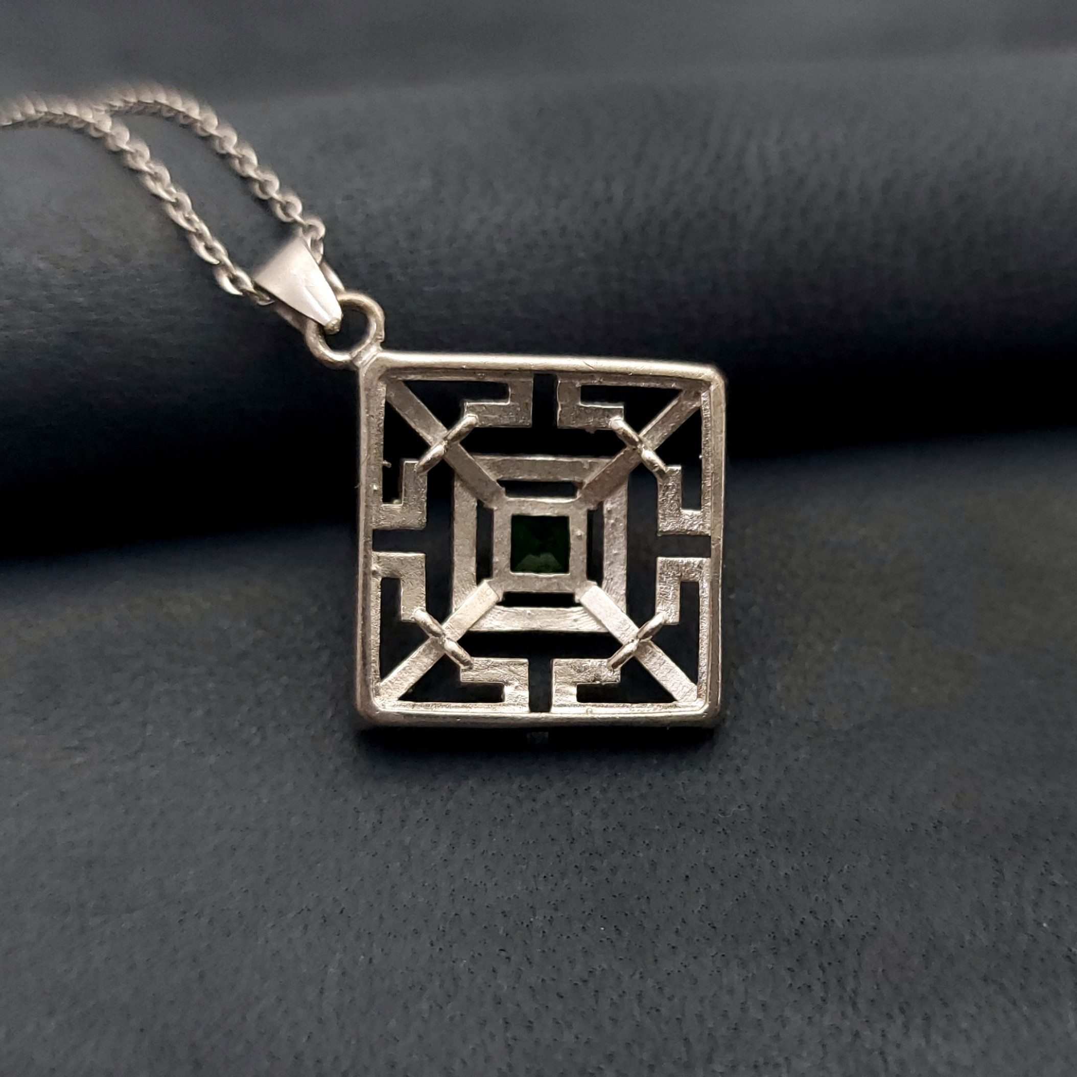 آویز گردنبند نقره زنانه مدل VM8653