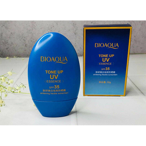 کرم ضد آفتاب بایو آکوا مدل  TONE UP  UV حجم 30 میلی لیتر مجموعه 2 عددی