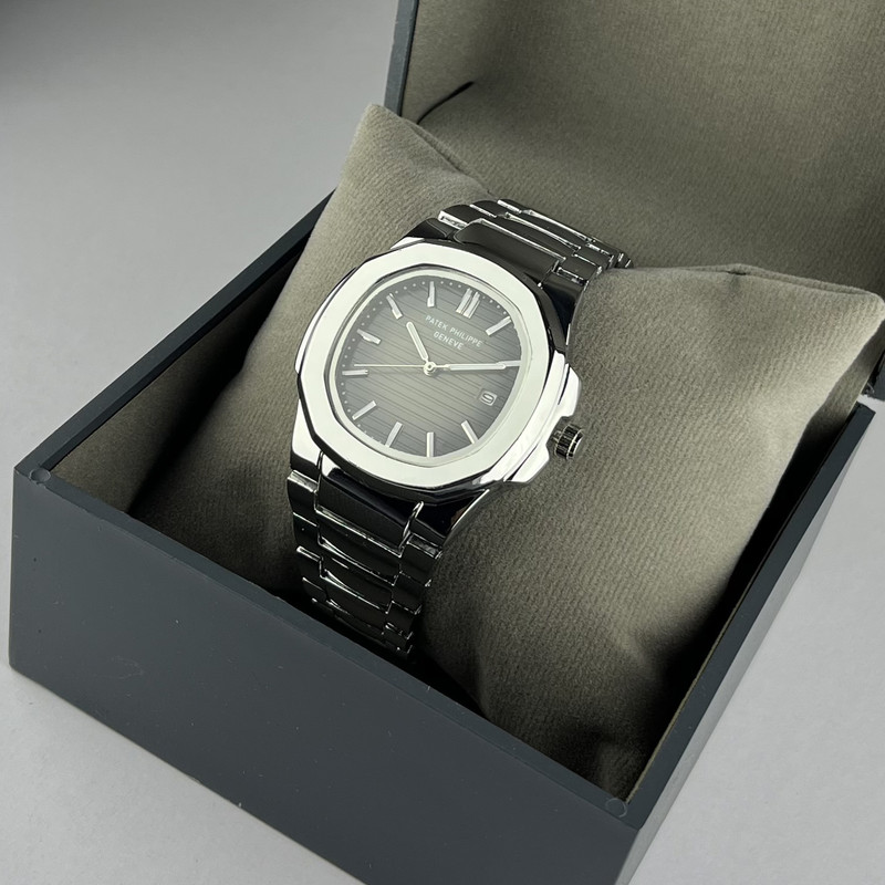 ساعت مچی عقربه‌ای مردانه کوارتز مدل پتک فیلیپ ناتیلوس 586899NG03