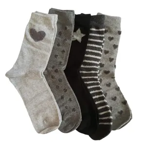 جوراب دخترانه جینا بنوتی مدل G22 مجموعه 5 عددی