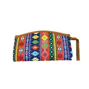 کیف لوازم آرایش زنانه مدل سنتی