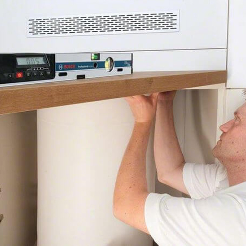 شیب سنج دیجیتال بوش مدل فوق حرفه ای  GIM 60 L Professional