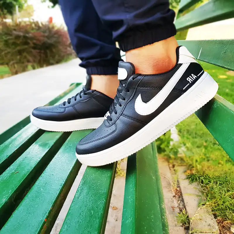 کفش پیاده روی زنانه مدل ایرفورس وان پیکسل رنگ مشکی