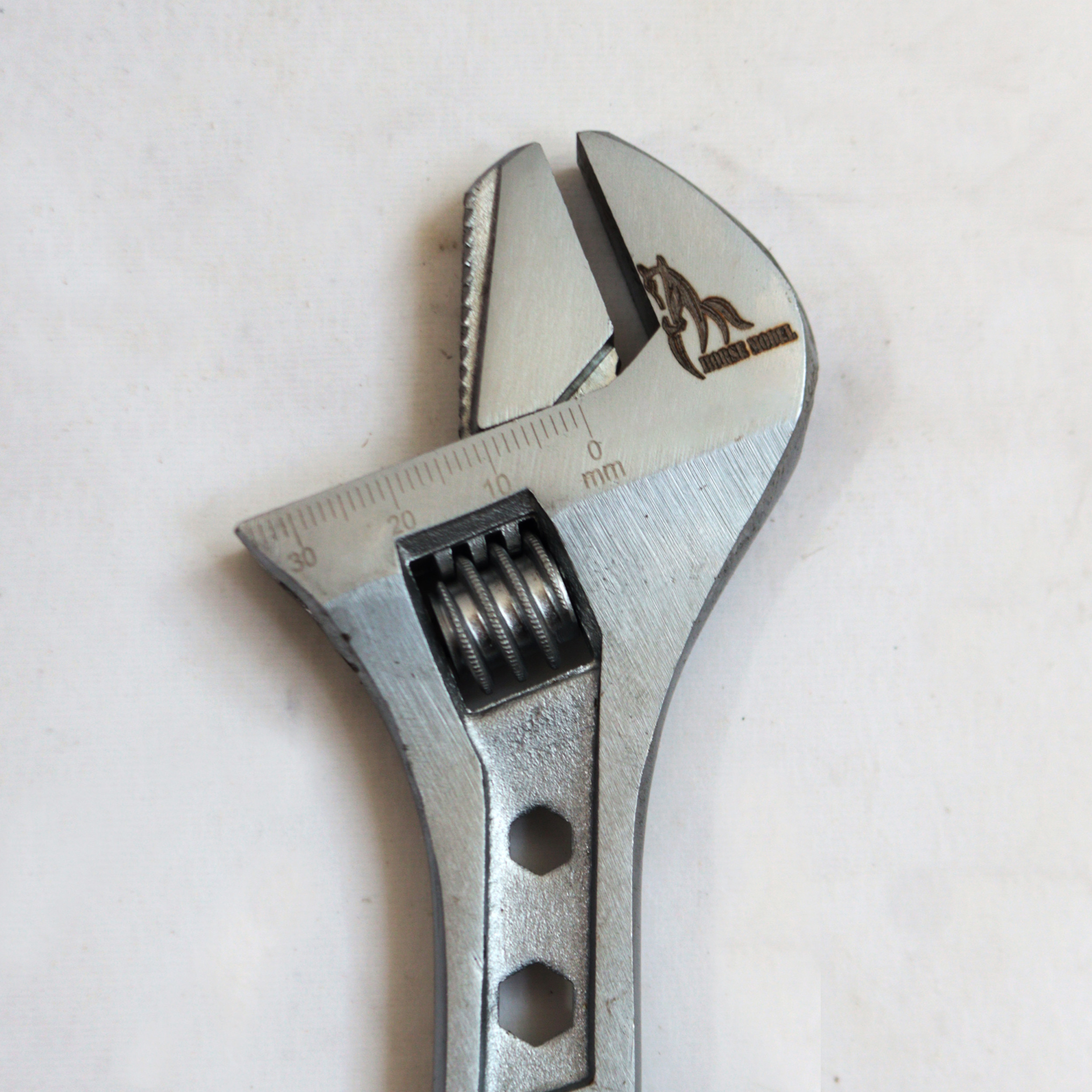 آچار فرانسه مدل هورس کد YPAL-200MM سایز 8 اینچ