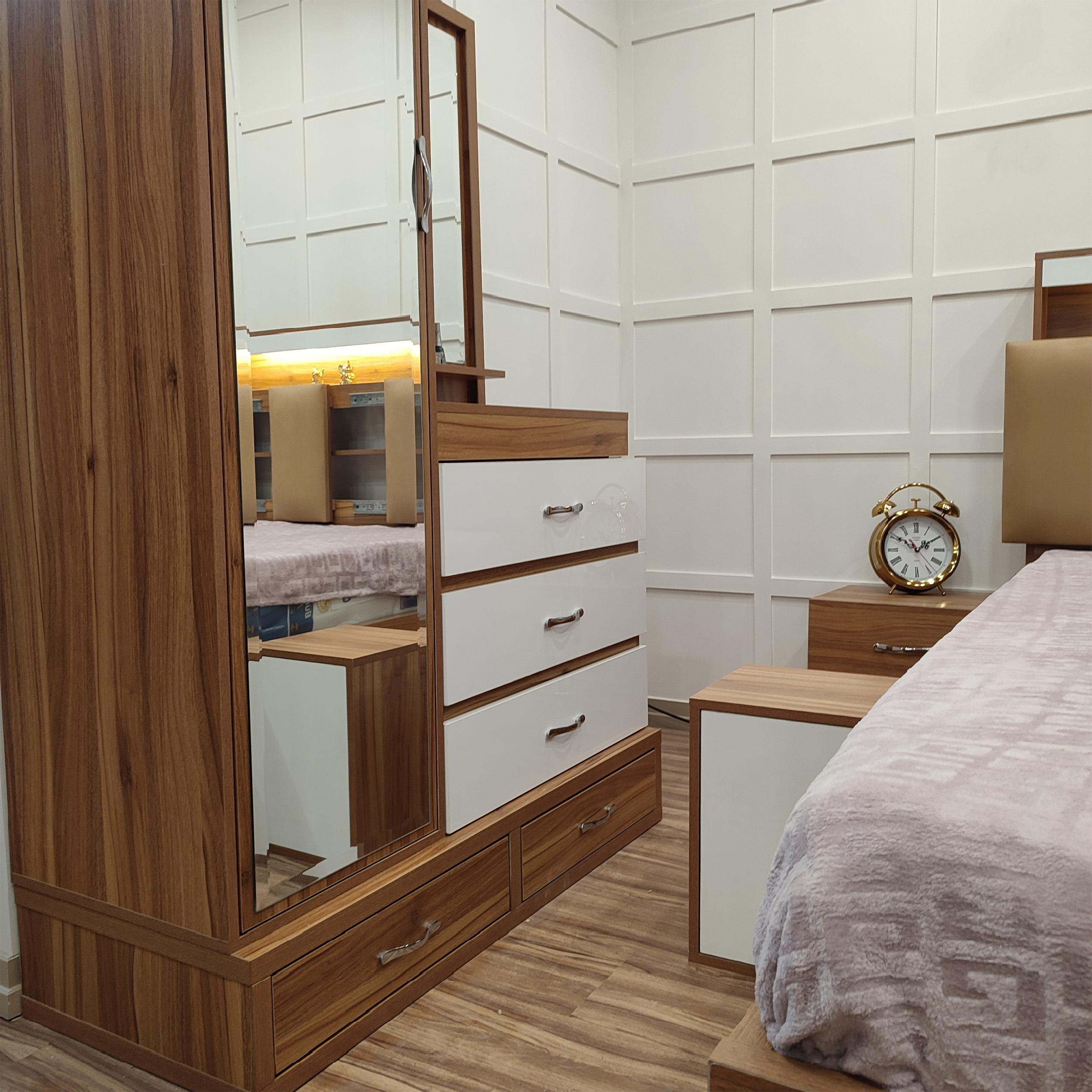 سرویس تخت خواب مدل پارسیان  2 نفره 4 تکه