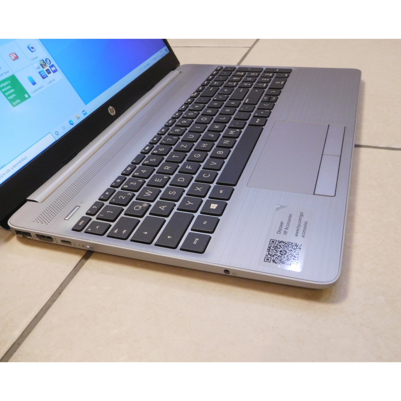 لپ تاپ 15.6 اینچی اچپی مدل 255G8 لپ تاپ 15.6 اینچی اچپی مدل 255G8