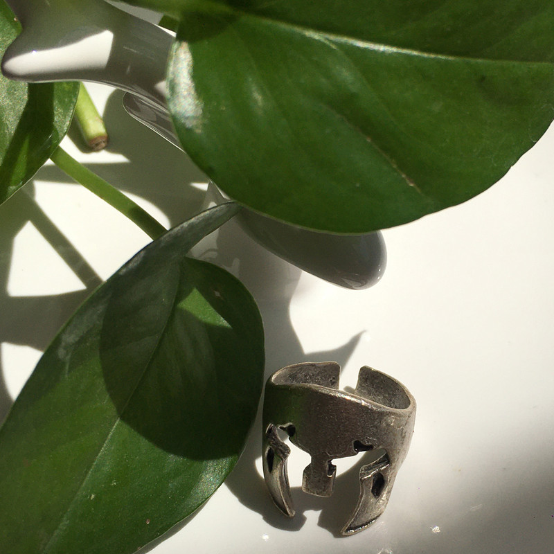 انگشتر مدل کلاه خود انگشتر مدل کلاه خود