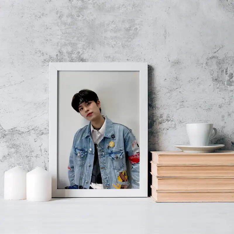 تابلو خندالو مدل سونگمین گروه استری کیدز Stary Kids کد 16933