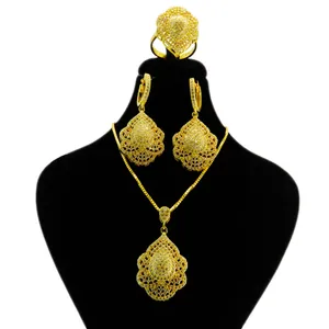 نیم ست نقره زنانه کد AV082