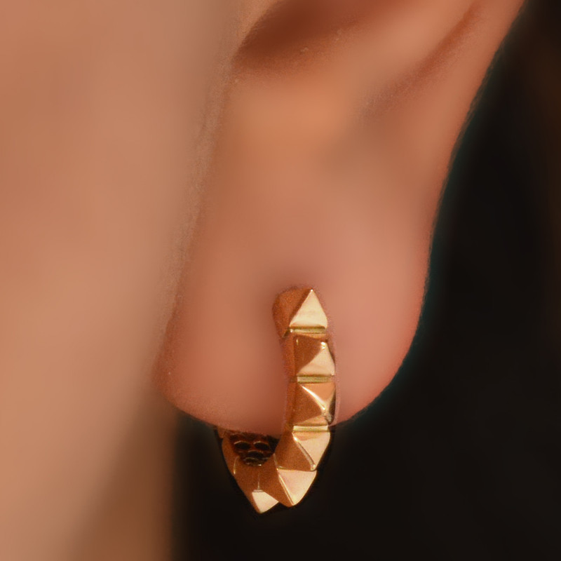 گوشواره طلا 18 عیار زنانه طلای مستجابی مدل خورشیدی کد 4025