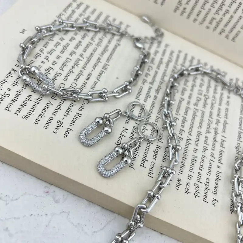 نیم ست زنانه مدل تیفانی کد M4207