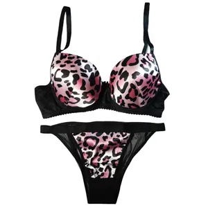 ست شورت و سوتین زنانه ویلا نوا مدل 6212