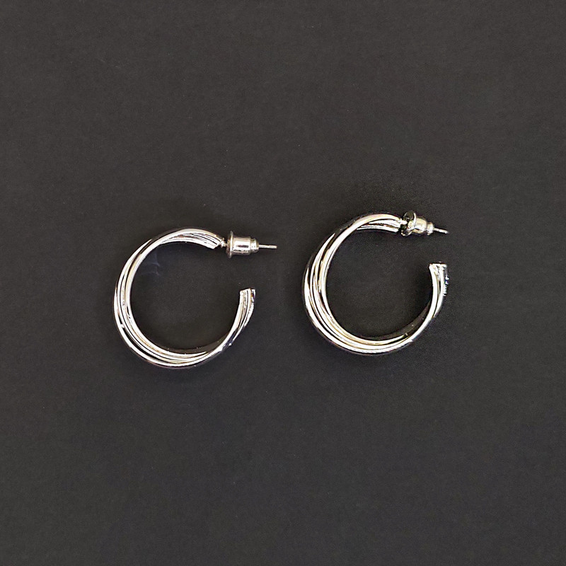 گوشواره زنانه اکسسورایز مدل حلقه ای پیچ