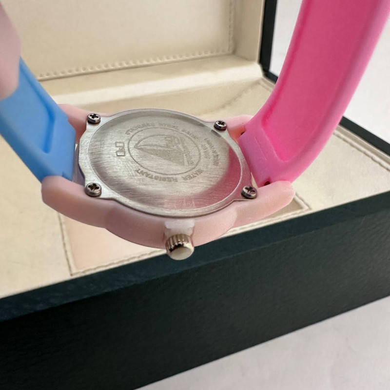 ساعت مچی عقربه ای دخترانه مدل Qkids05 ساعت مچی عقربه ای دخترانه مدل Qkids05