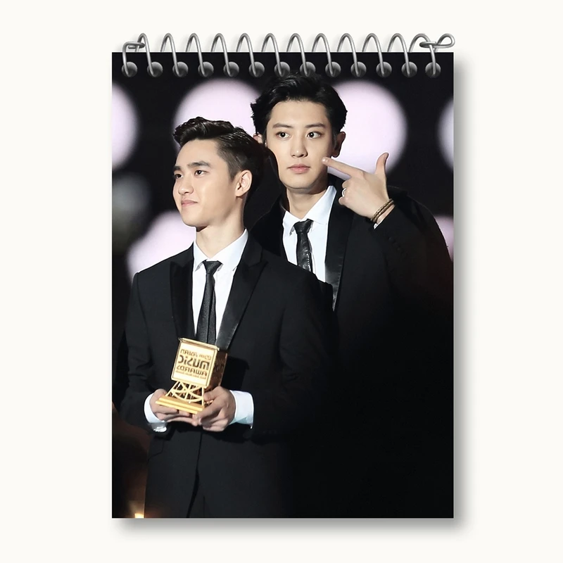 دفتر یادداشت 50 برگ خندالو مدل گروه اکسو EXO کد 13567