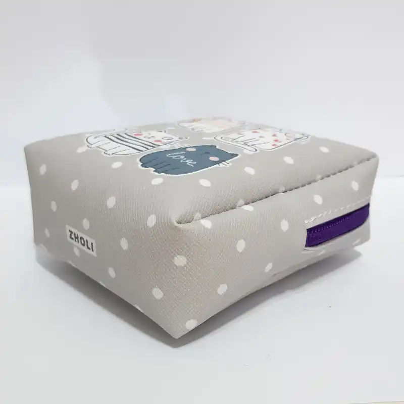 کیف لوازم آرایش زنانه مدل پیشی CB-040