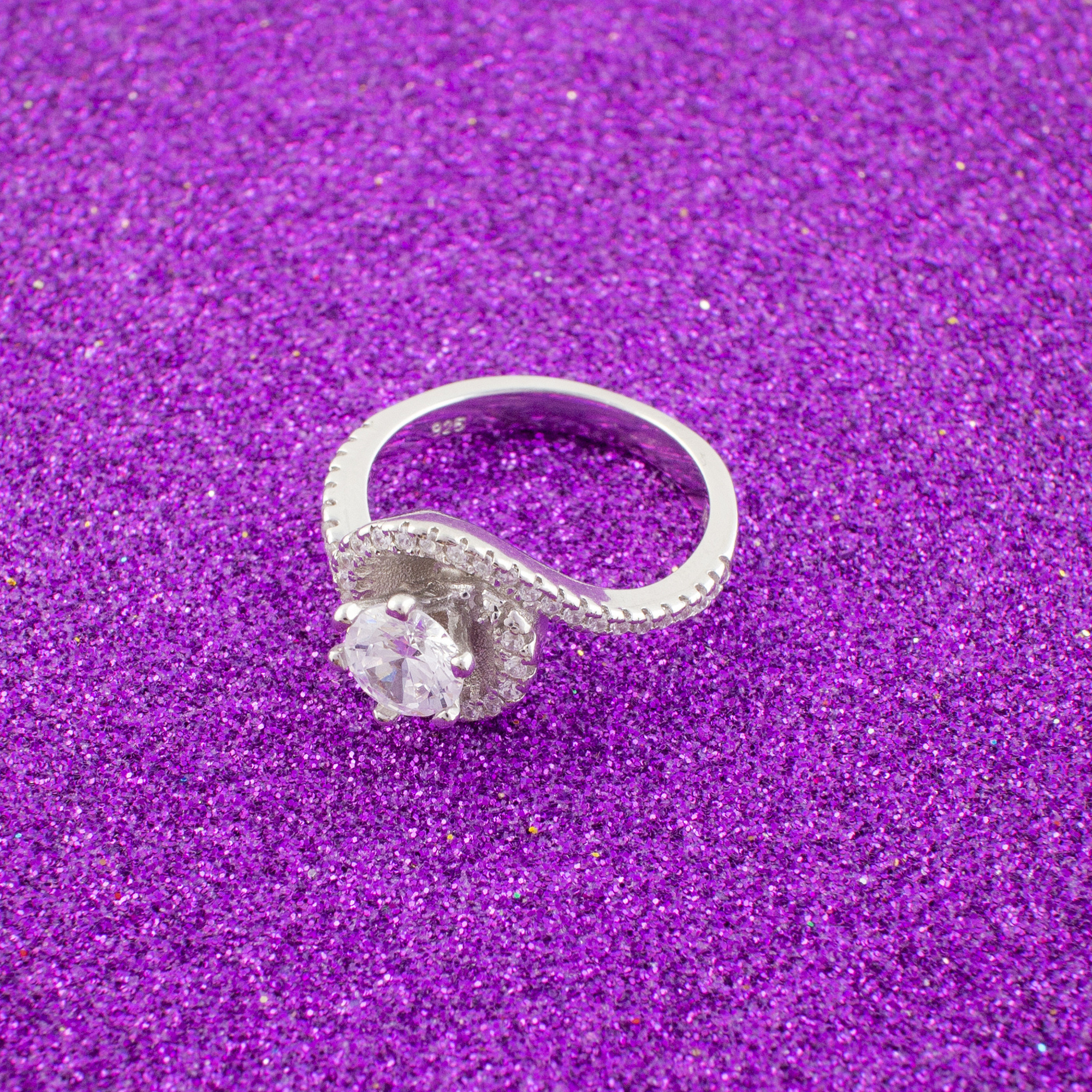 انگشتر نقره زنانه مدل AVN-R129