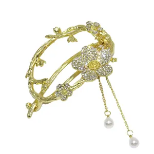 گیره مو زنانه مدل G_Lnd_3127