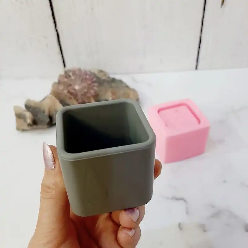 قالب سیلیکونی مدل گلدان طرح مربع