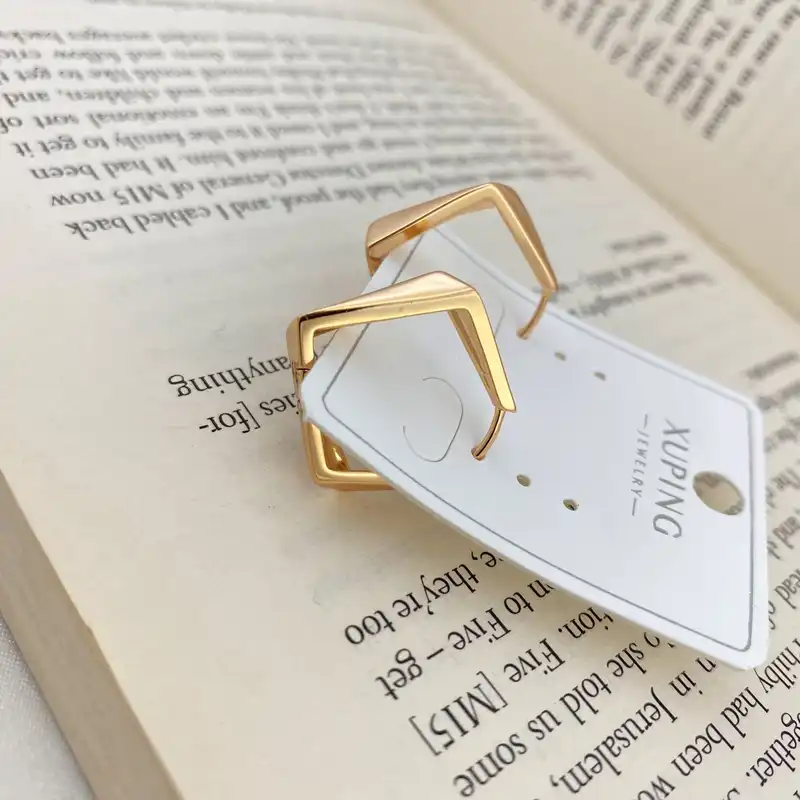 گوشواره زنانه ژوپینگ مدل E4352