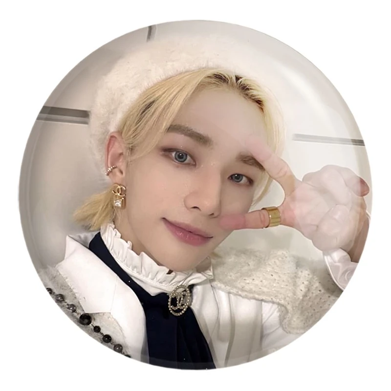 پیکسل خندالو طرح هیونجین گروه استری کیدز Stary Kids کد 16936 مدل بزرگ