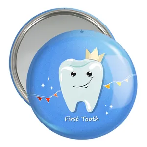 آینه جیبی خندالو مدل جشن دندونی پسرونه  کد 10945