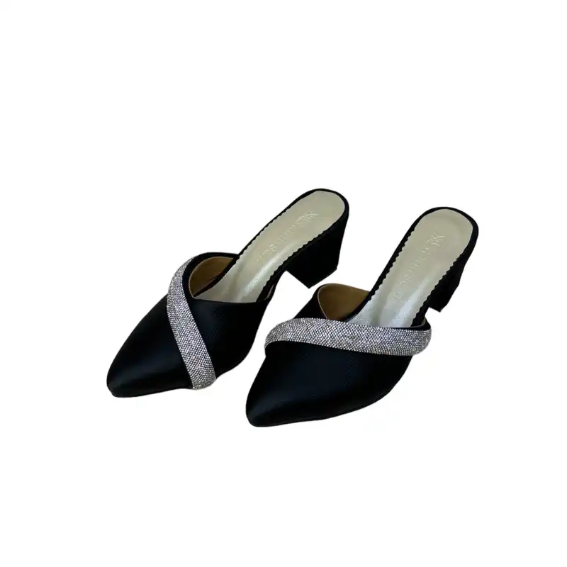 صندل زنانه مدل SZO 118 NGN رنگ مشکی