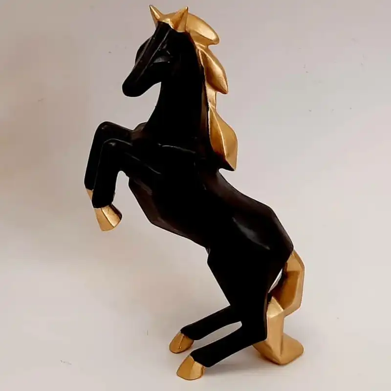 مجسمه طرح اسب کد A39