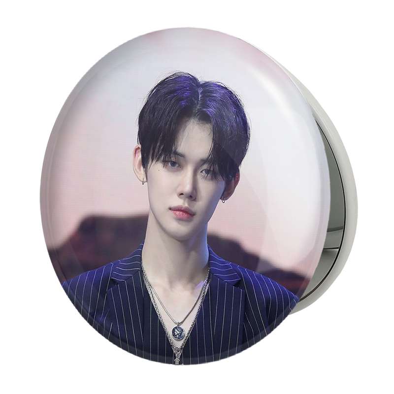 آینه جیبی خندالو طرح یونجون گروه تی اکس تی TXT مدل تاشو کد 19995