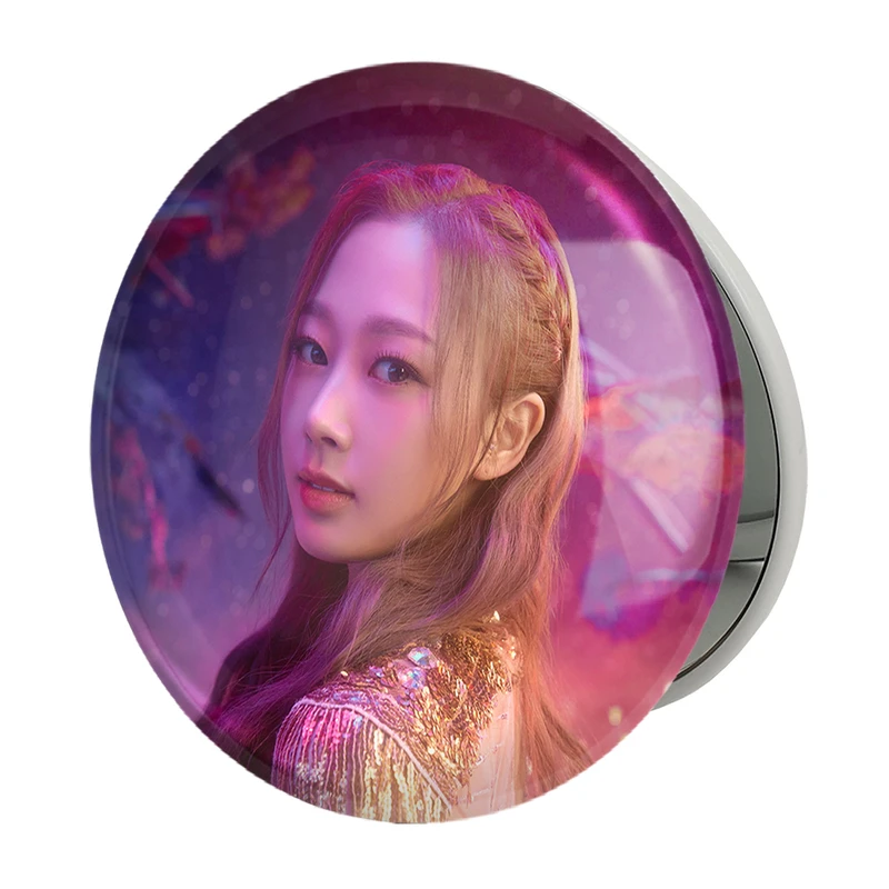 آینه جیبی خندالو طرح جیزل گروه آسپا Aespa مدل تاشو کد 12476 