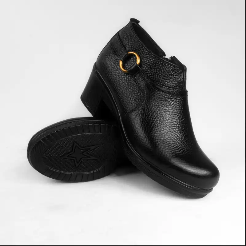 نیم بوت زنانه چرم عطارد مدل چرم طبیعی کد SH206