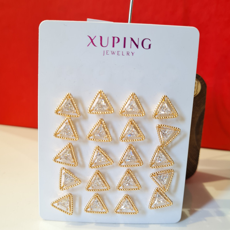 گوشواره دخترانه ژوپینگ مدل مثلثی