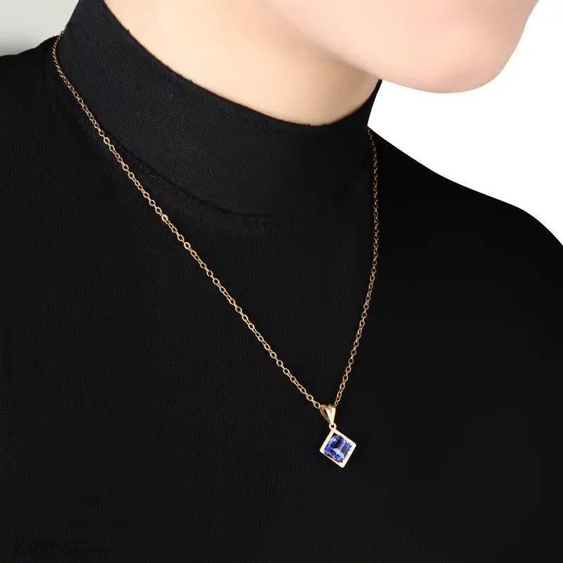 گردنبند طلا 18 عیار ناریا مدل مکعب یاسی تیره