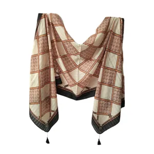 شال زنانه مدل نخی gc31