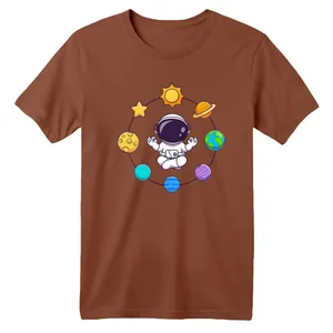 تی شرت آستین کوتاه بچگانه مدل فضانورد کد 06 رنگ موکایی