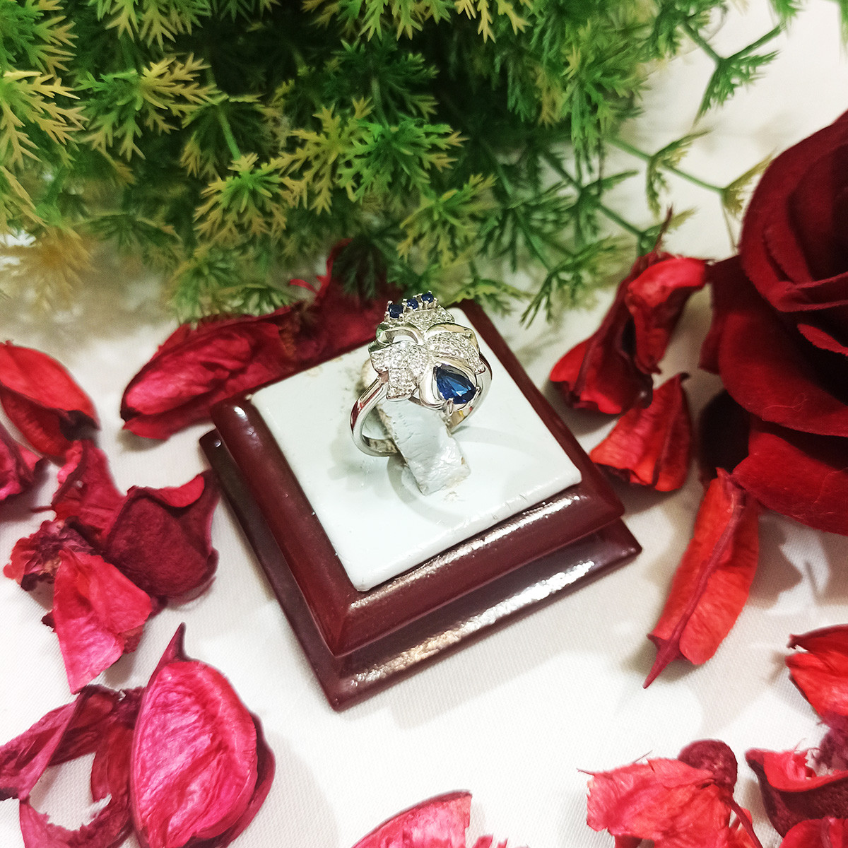 انگشتر نقره زنانه سلین کالا مدل یاقوت آبی ce-As276