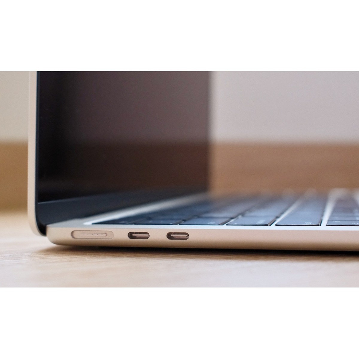 قیمت و خرید لپ تاپ 13.6 اینچی اپل مدل MacBook Air MRXR3 2024 قیمت و خرید لپ تاپ 13.6 اینچی اپل مدل MacBook Air MRXR3 2024