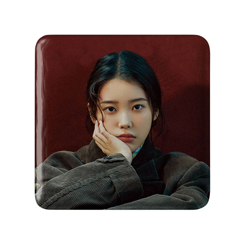 مگنت خندالو طرح آیو IU  مدل مربعی کد 19761