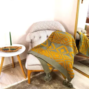 شال مبل مدل پانچدوزی سایز 180x150 سانتی متر