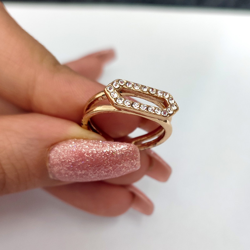 انگشتر زنانه مدل نگین دار کد 00548 انگشتر زنانه مدل نگین دار کد 00548