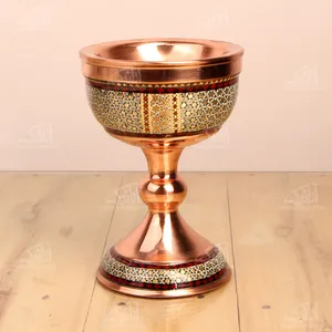  ‎کاسه‎ ‎‎پایه دار‎ ‎‎مس و خاتم آرانیک رنگ‎ ‎طلایی طرح‎ ‎شمسه مدل 1003900012