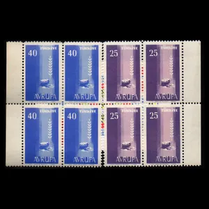 تمبر یادگاری مدل خارجی مجموعه 8 عددی 