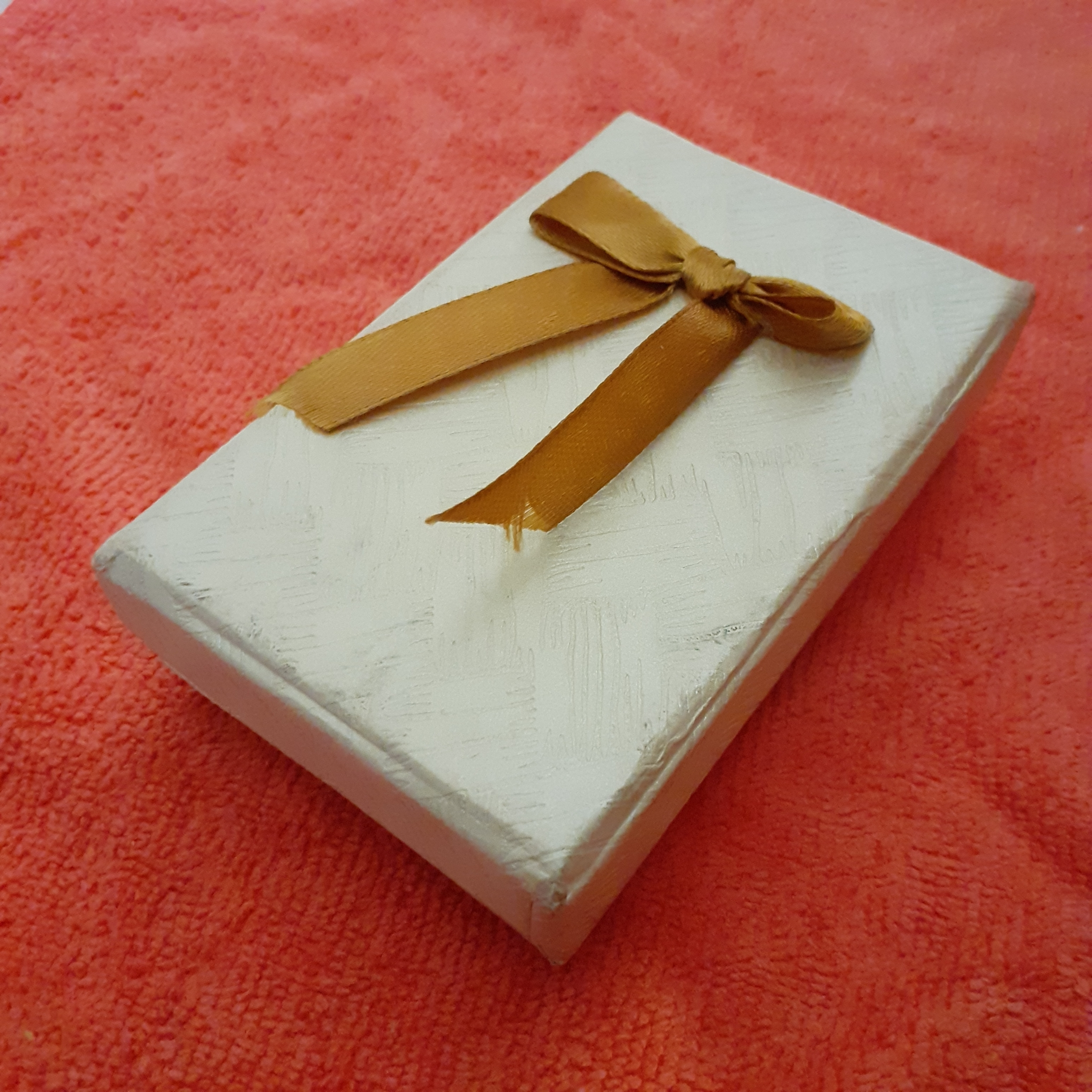 جعبه هدیه مدل لاو کد 222