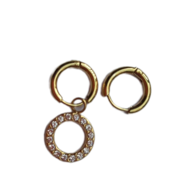 گوشواره دخترانه مدل حلقه ای نگین دار