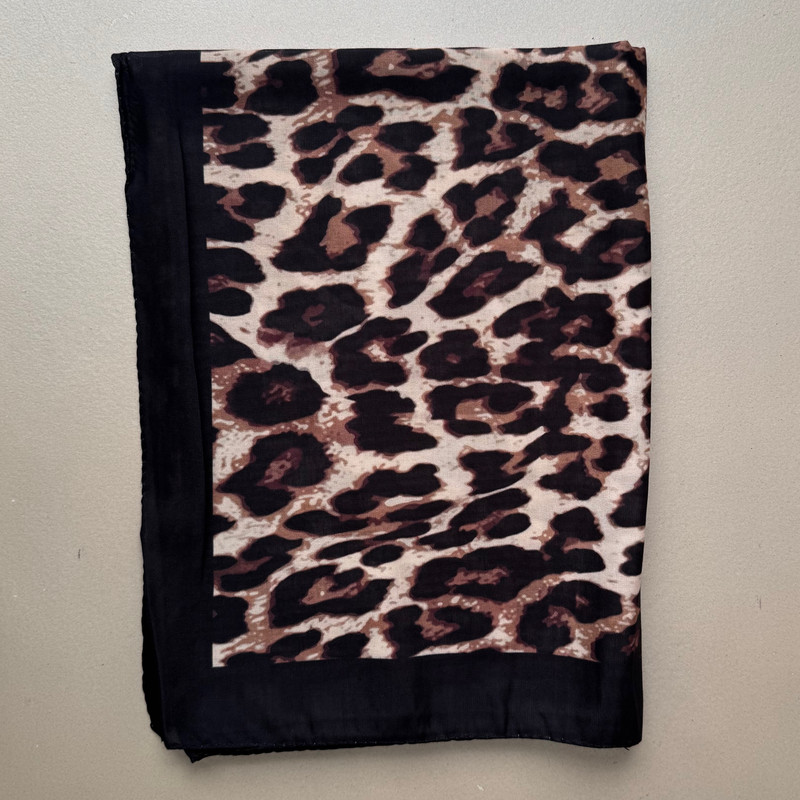 شال زنانه مدل نخی پلنگی