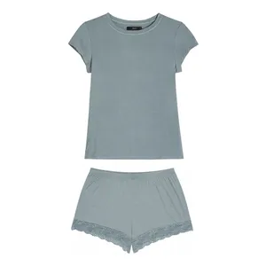 ست تی‌شرت آستین کوتاه و شلوارک راحتی زنانه ریزرود مدل 1678Y