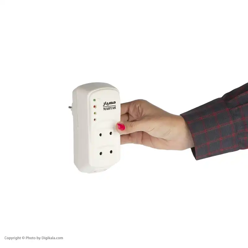 محافظ ولتاژ مهیار مدل MH3.D دیواری