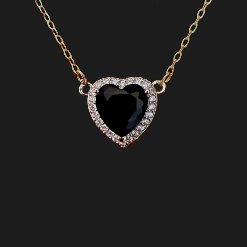 گردنبند زنانه مدل قلب و سنگ ظریف جواهری کد Art33