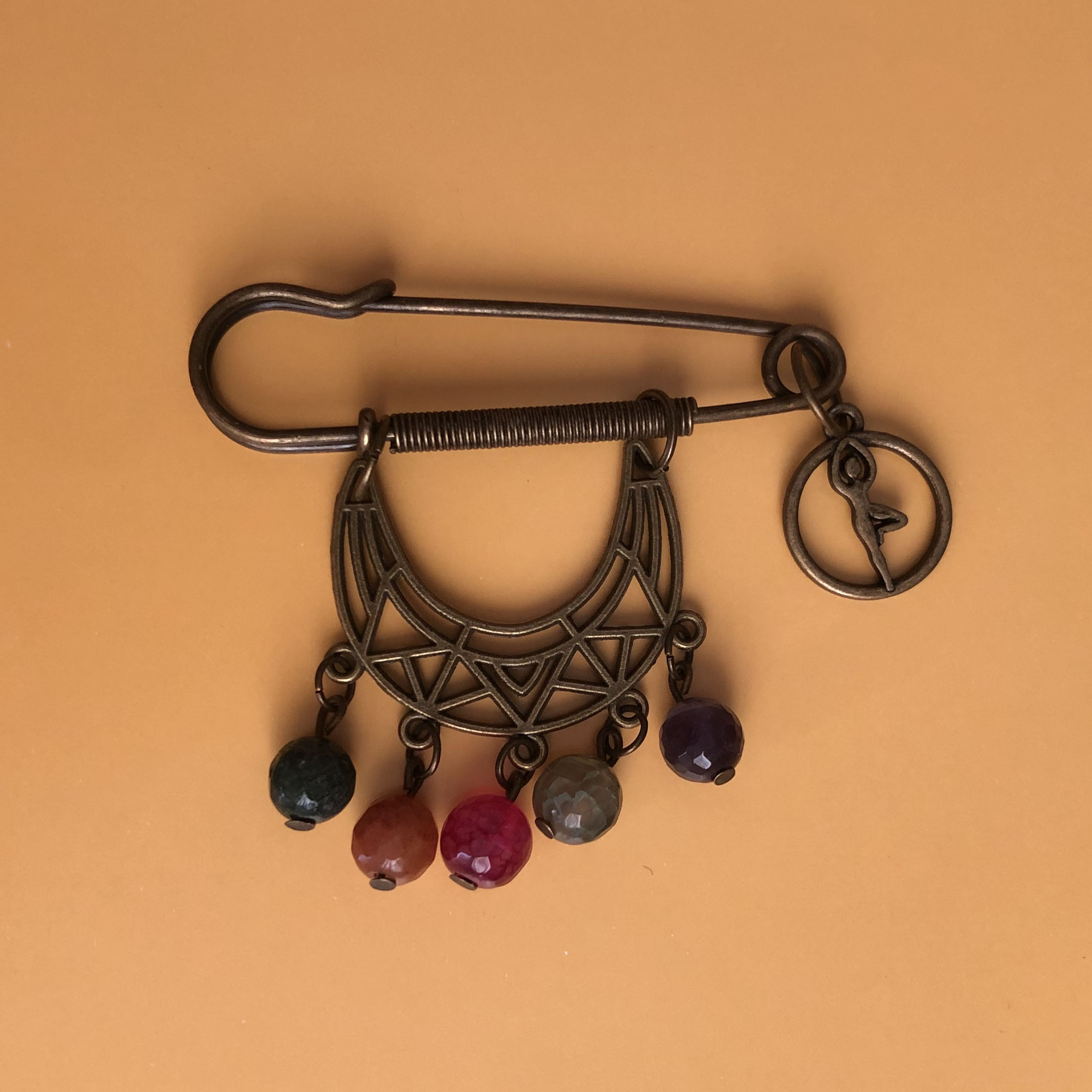 سنجاق سینه زنانه طرح ماه مدل 001